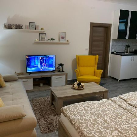 Apartman Hana Sombor Exterior foto
