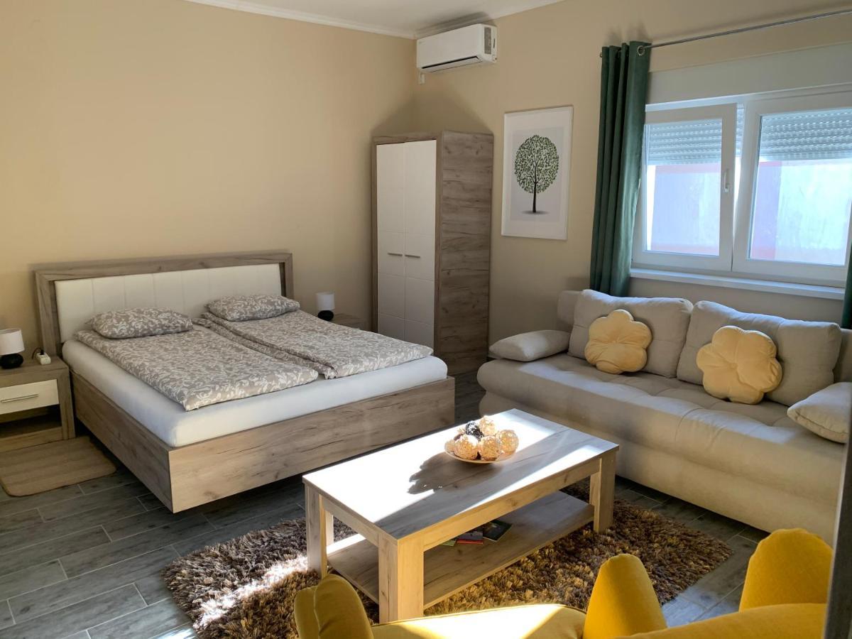 Apartman Hana Sombor Exterior foto